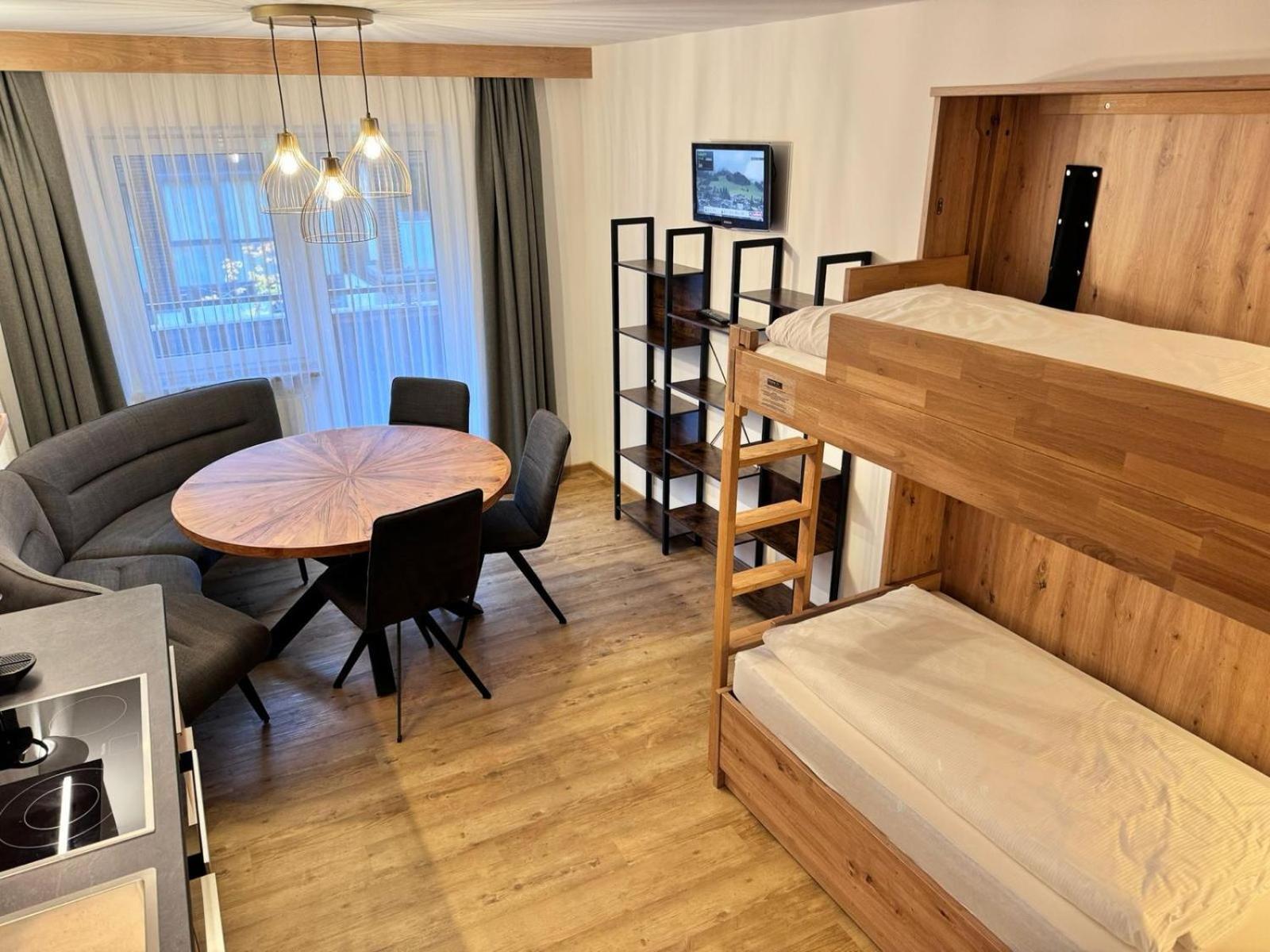 Ahorn Bed & Breakfast